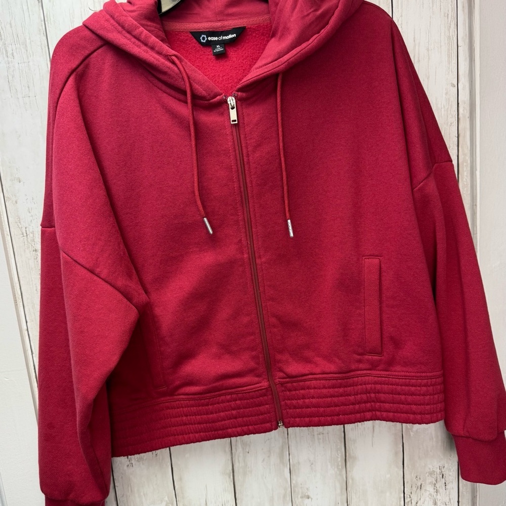 Ease of motion Red Hooded Tracksuit size XL - Picture 10 of 14